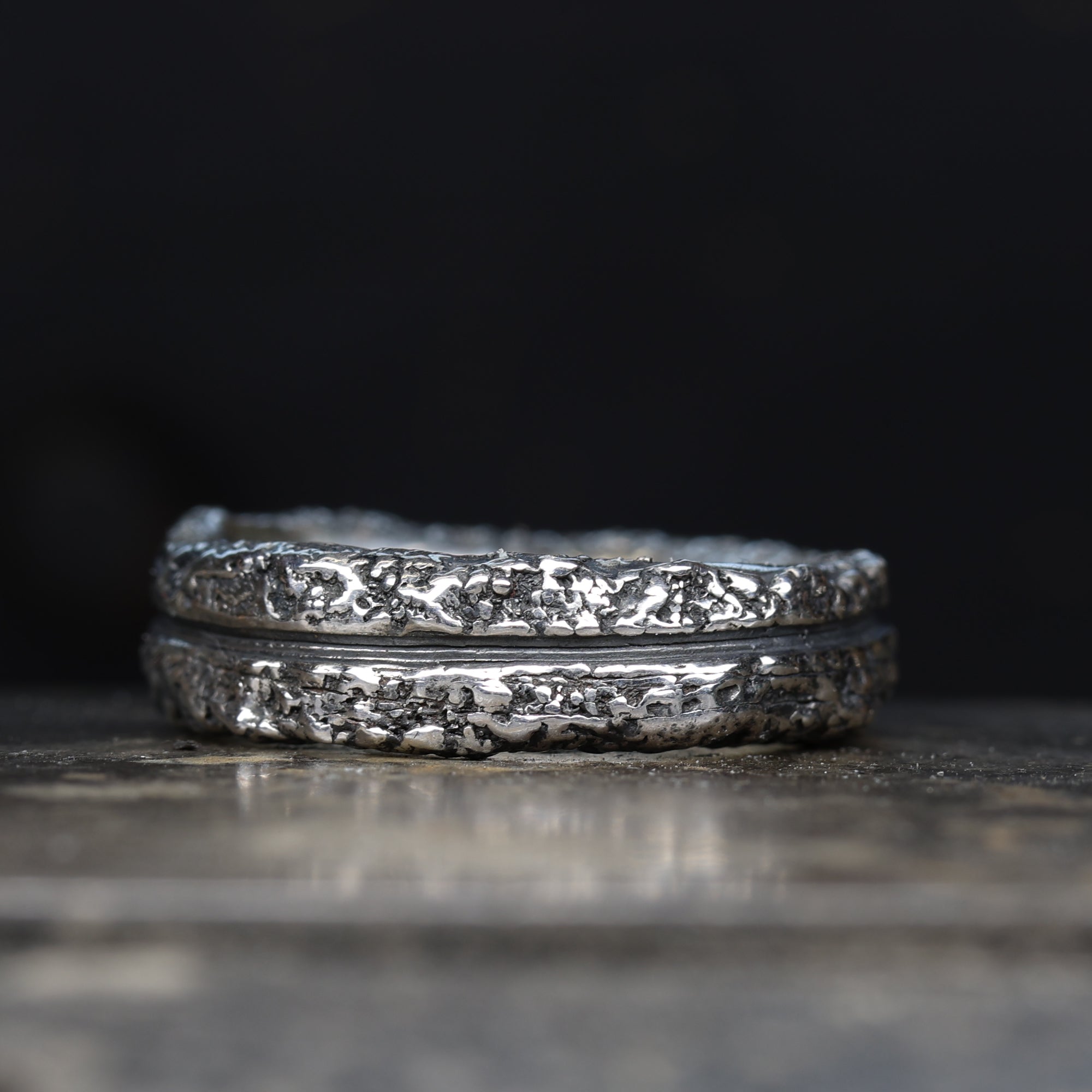 Men's Silver Gothic Wedding Ring