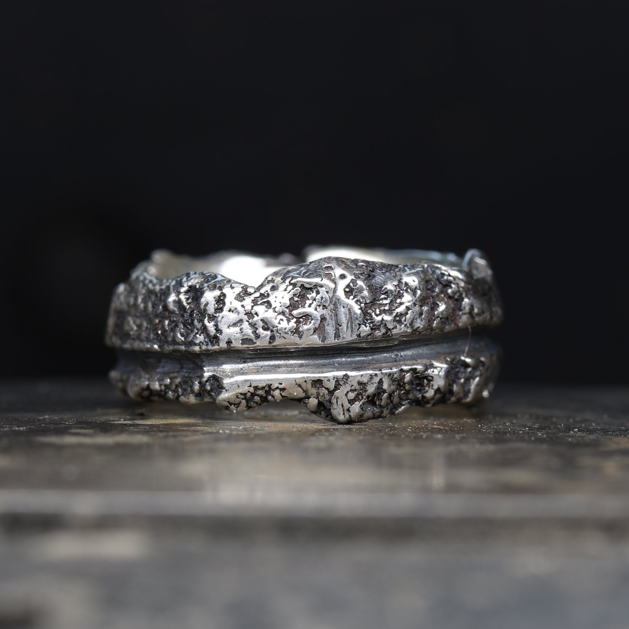 Men's Silver Gothic Wedding Ring