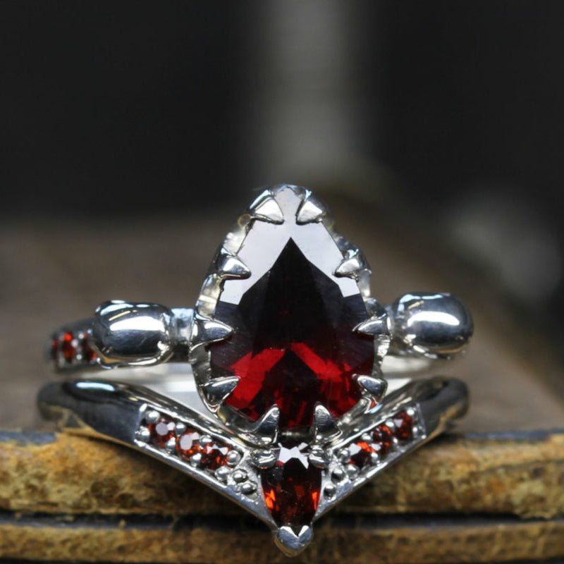 Garnet Skull Engagement Ring Set