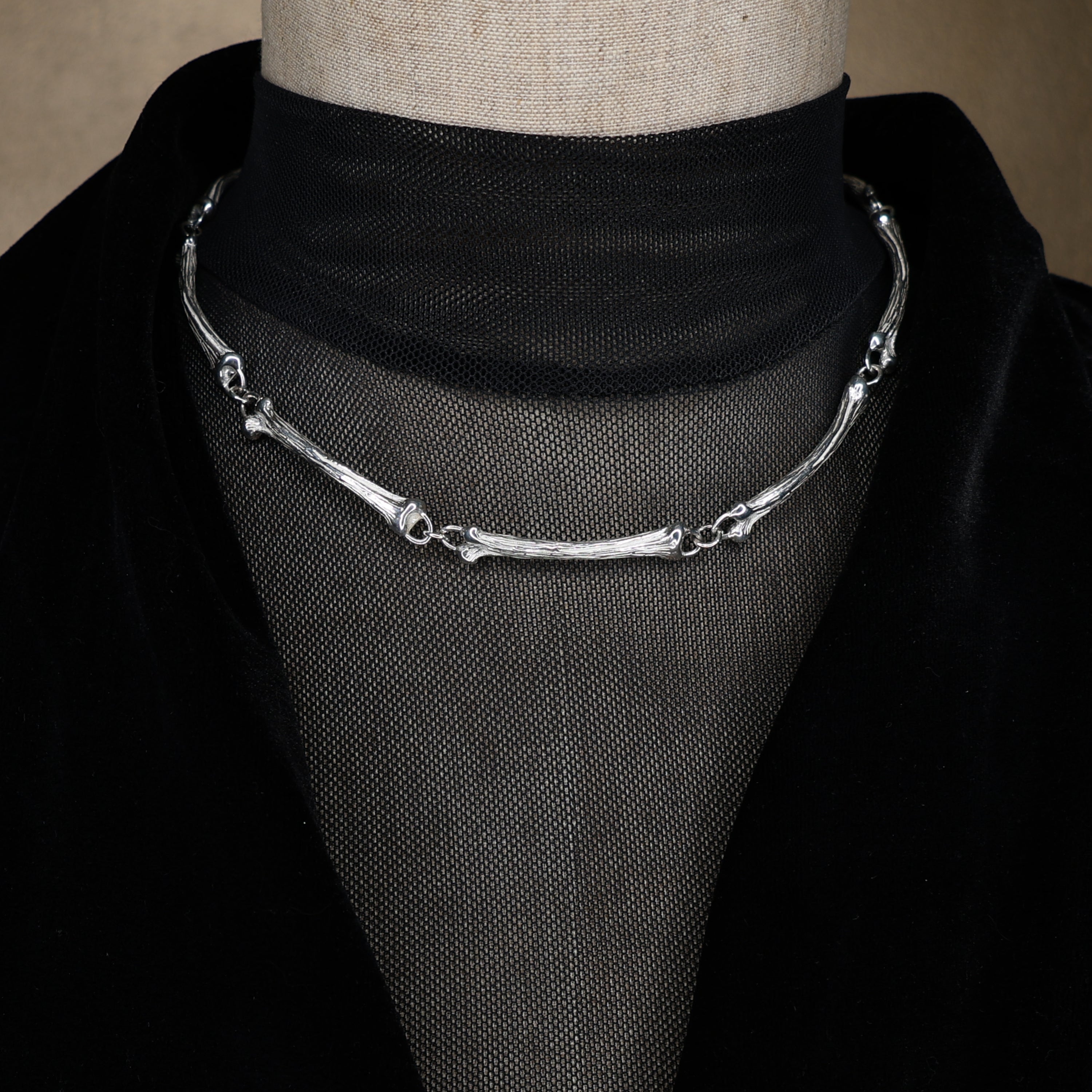 Gothic-bone-necklace_98326380-